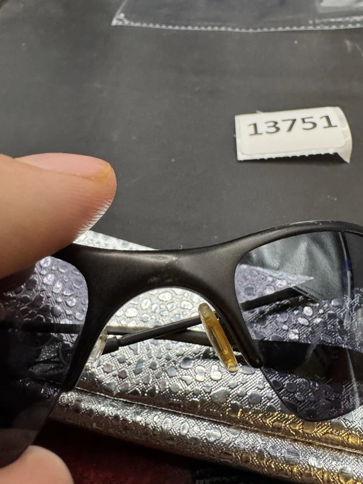 Gafas de sol OAKLEY HALF WIRE 1.0 envolventes deportivas gris carbono oscuro flexibles Foto 2 de 4