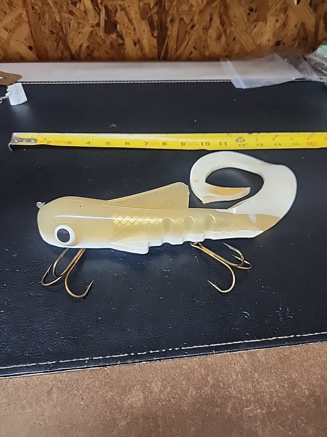 Picture 1 of 10