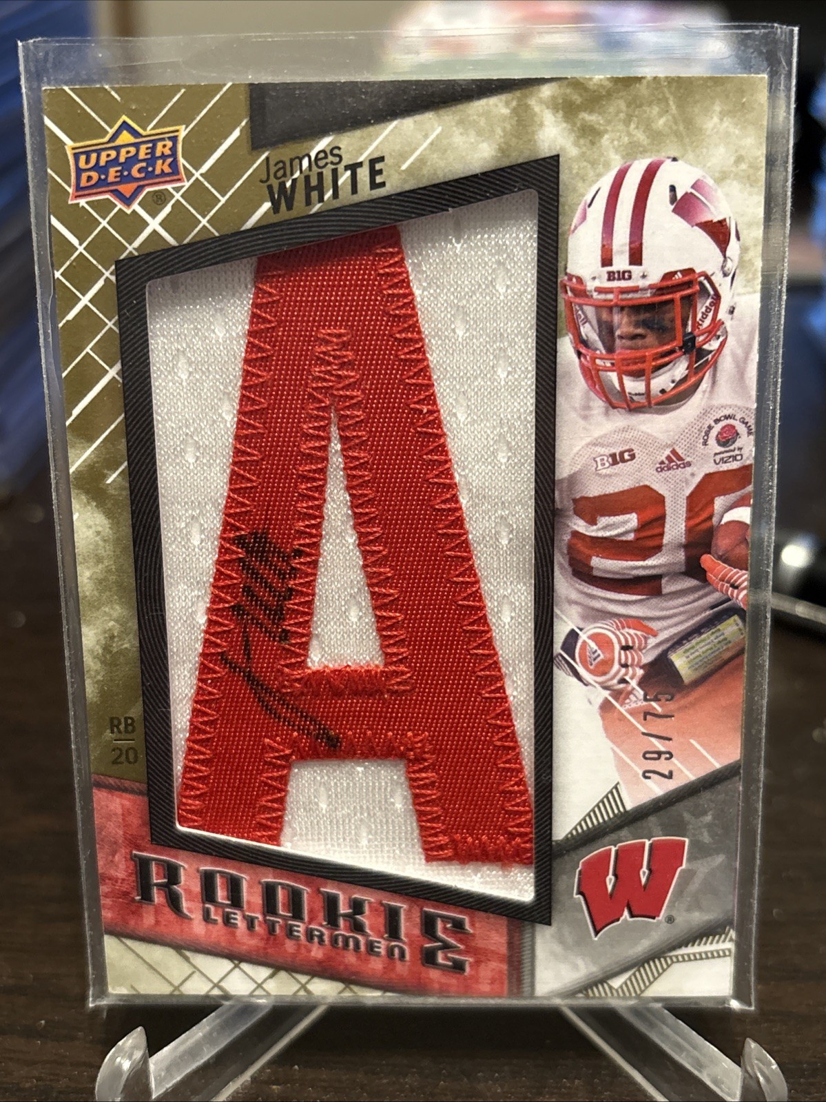 AJ McCarron Panini Flawless Rookie Patches Autograph #20 Base