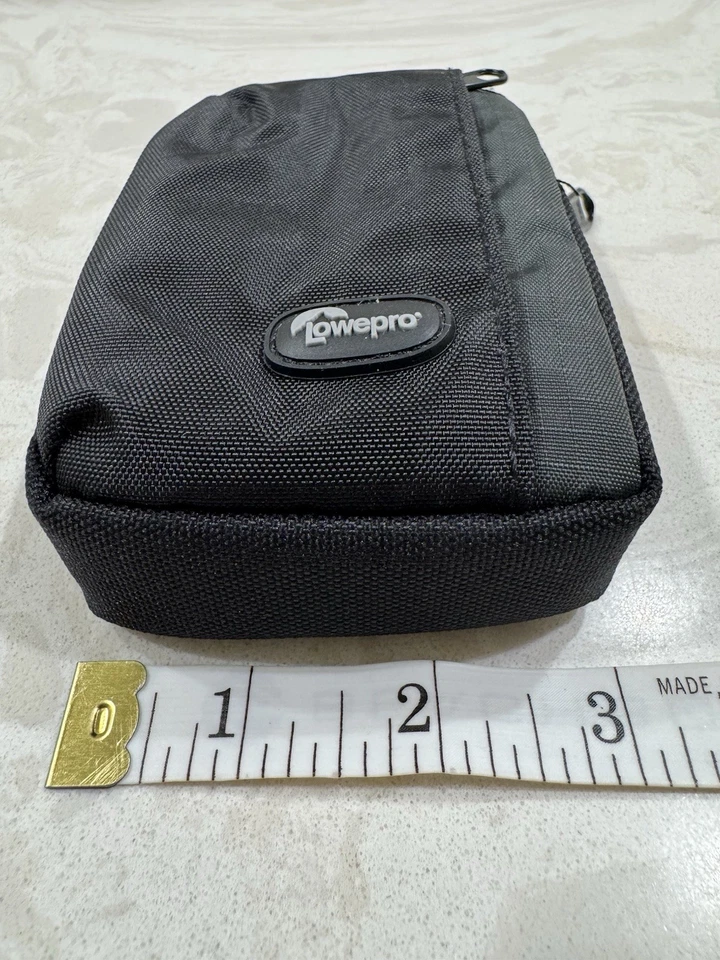 Lowepro 小巧型数码相机保护壳皮带环携带 2 隔层轻便 — 第 3/4 张图片