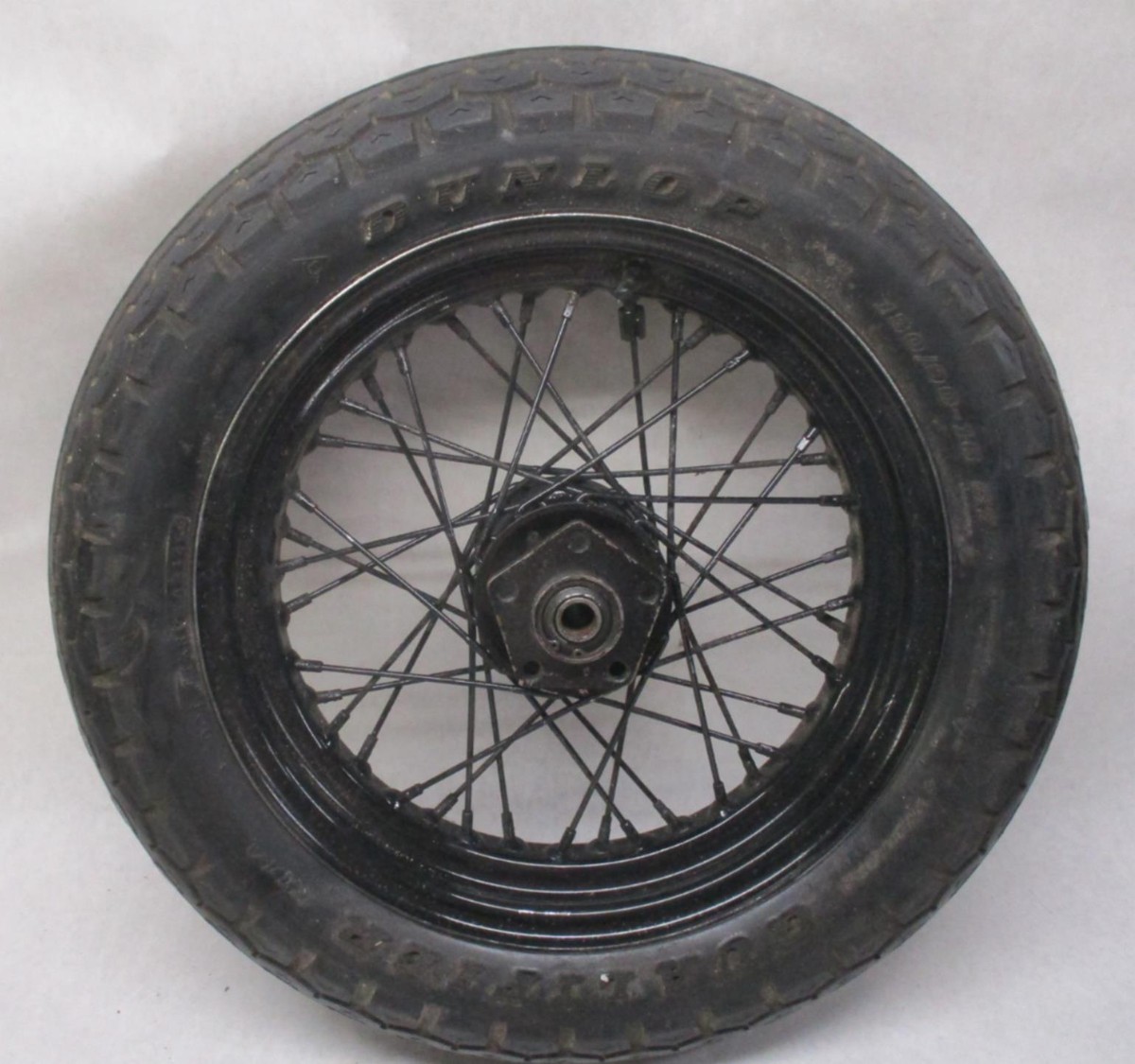 へむ Harley Shovelhead Super Glide Rear Wheel Spoke w/ Tire 40981