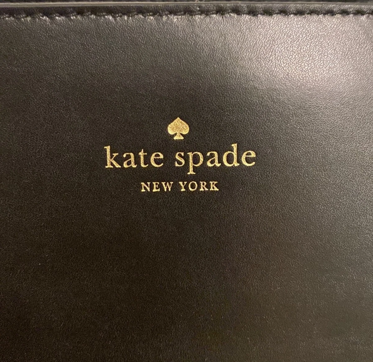 How to Spot a Fake Kate Spade Purse 