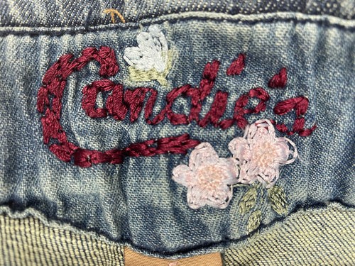 Candie's Capris Jeans Womens Blue Denim Floral Embroidered Zip Fly NWT Sz 5 - Picture 22 of 24
