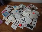 Lg Vtg Lot of 71 cards of BUTTONS-various Brands-Lansing,La Petite,La Mode,++ — photo 1