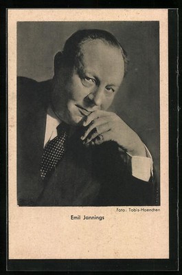 Ansichtskarte Schauspieler Emil Jannings mit Hand am Kinn 