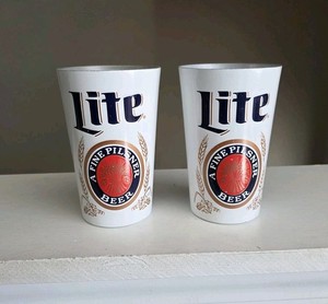 Miller Lite Beer "A FINE PILSNER BEER" Aluminum Metal 18 oz Cups LOT OF 2 EUC