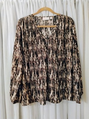 Belle By Kim Gravel Micro Pleat Print V-neck Tunic