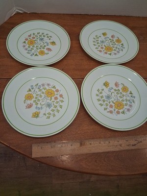 Corelle Spring Meadow Lunchepn Salad Plates 4 Of Them