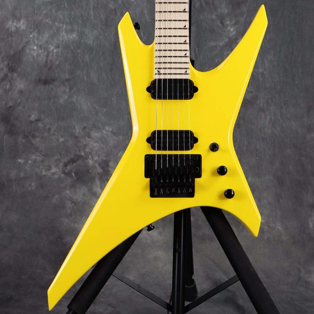 Jackson Pro Series Signature Dave Davidson Warrior WR7 Ebony