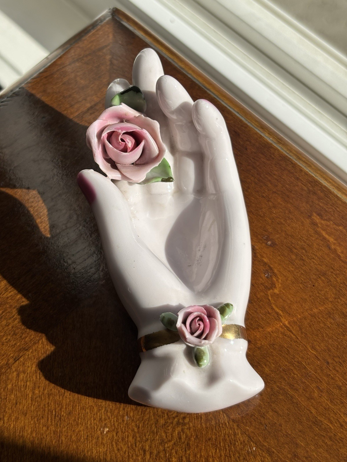 Vntg L’Amour  China hand-shaped trinket dish/ring holder, mfg in Japan,50’s-60’s