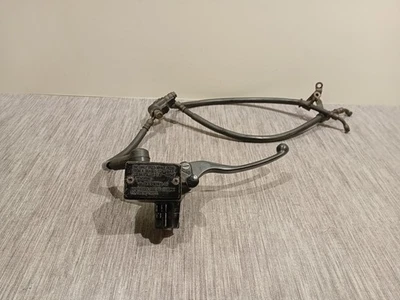 Maitre Cylindre De Frein Avant Droit YAMAHA FZ 750 GENESIS de 1989 - Photo 1/4