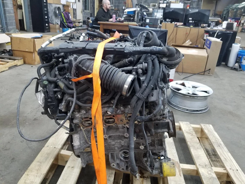 Infiniti Q60 2014 motor 3,7 L (vin C, cuarto dígito) VQ37VHR AWD 95 k millas #000949 Foto 4 de 4