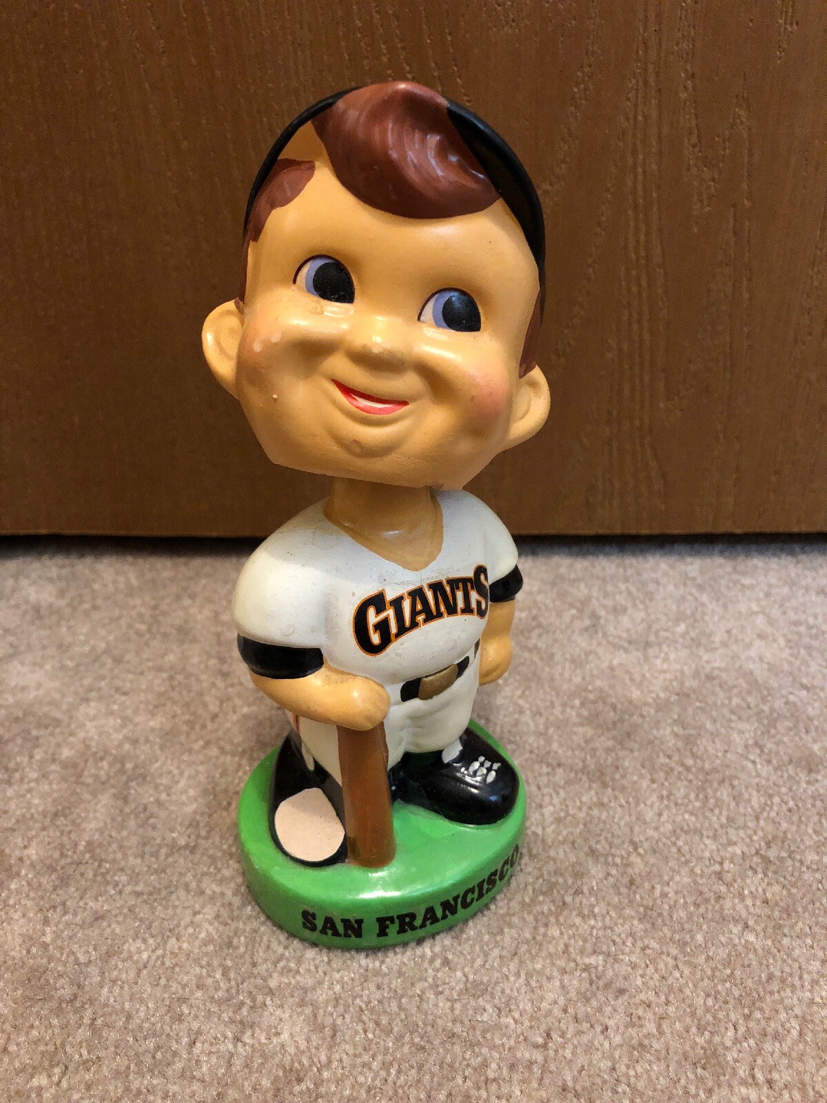 San Francisco GIANTS Vintage Nodder Green Base Bobblehead Bobbing