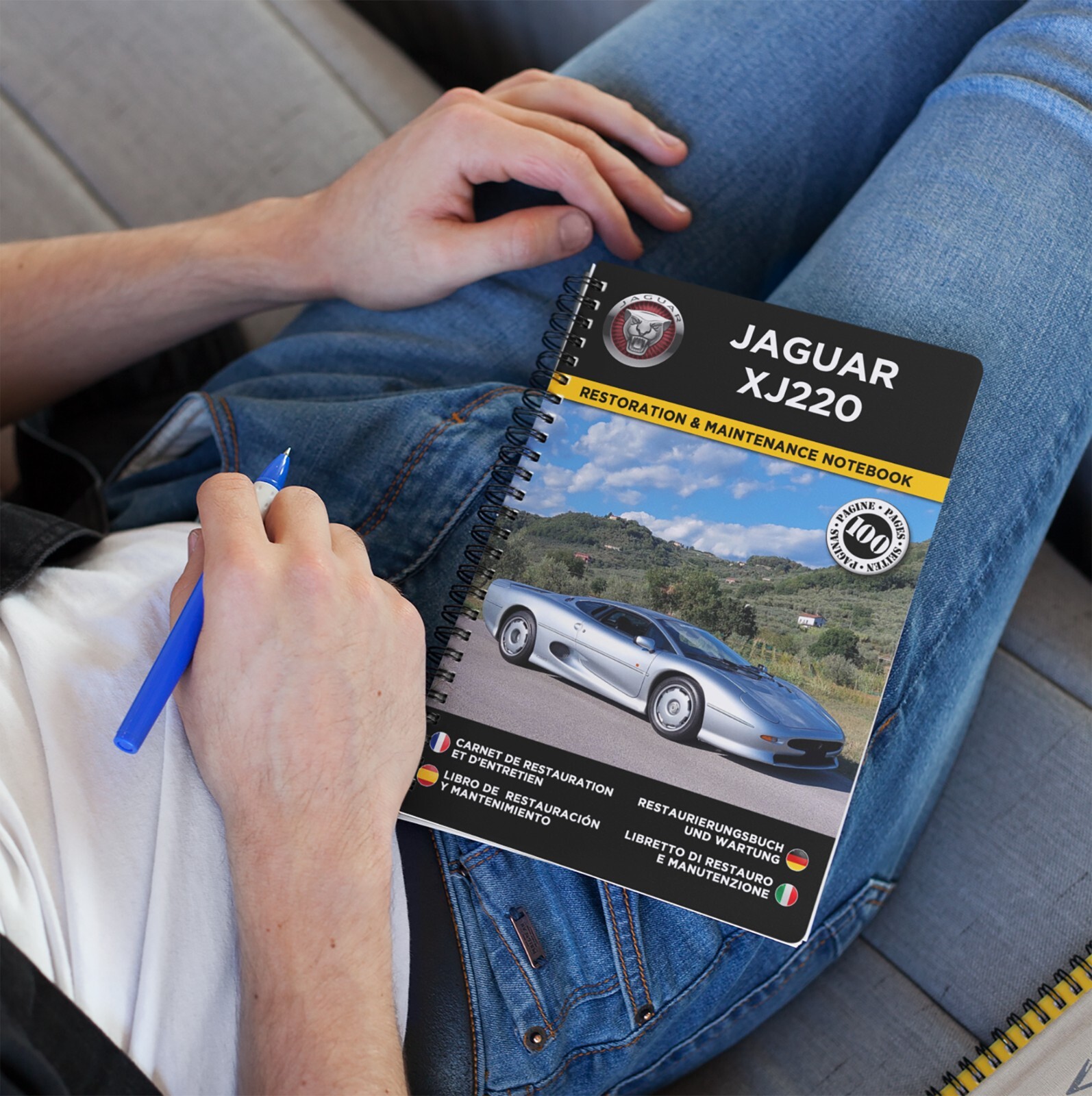 Carnet de restauration Jaguar XJ220 pour documenter une reconstruction