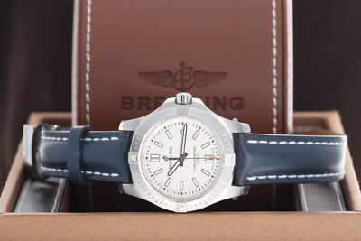 Breitling Colt Automatic 41mm, Silver Dial - Steel on Strap