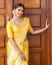 Women's Banarasi Soft Silk Saree With unstitc Blouse Piece, Indian Wedding Wear