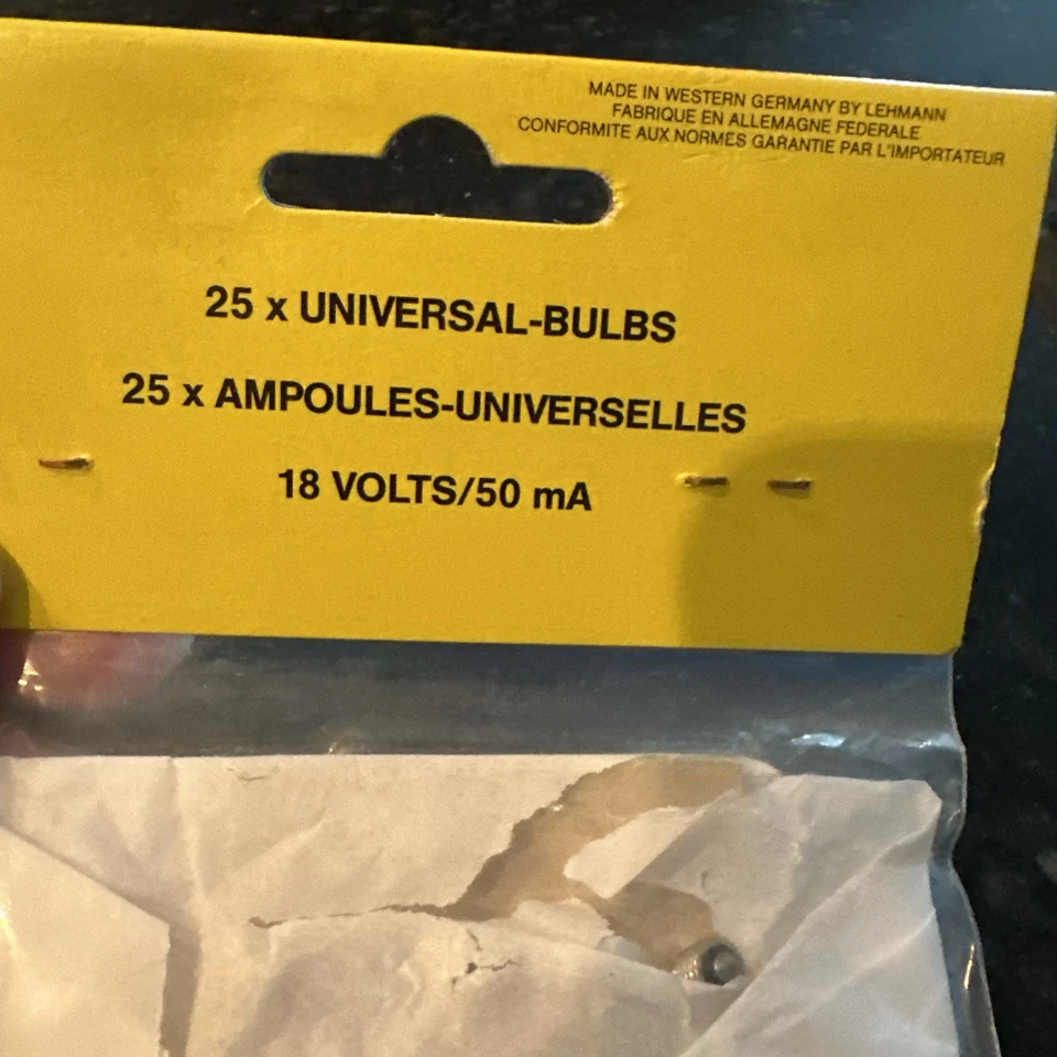 LGB 5050/1 ORIGINAL ATORNILLABLE 18 VOLTIOS BOMBILLA JUEGO DE 25 PIEZAS ¡NUEVO! Foto 4 de 4