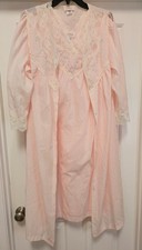Vintage Sleepwear: Large Barbizon Nightgown Robe and Maryann's Btq. Nightgown