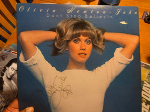 Olivia Newton John  autographed vinyl album  Don't Stop Believin  JSA Certified