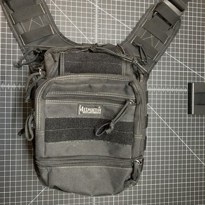 マックスペディションMaxpedition ColossusVersipack Maxpedition Colossus Versipack Sling Bag with Maxpedition