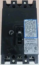 CHH3200 - Cutler Hammer Feed-Thru 240V 200A 3 pole circuit breaker 100kA@240V