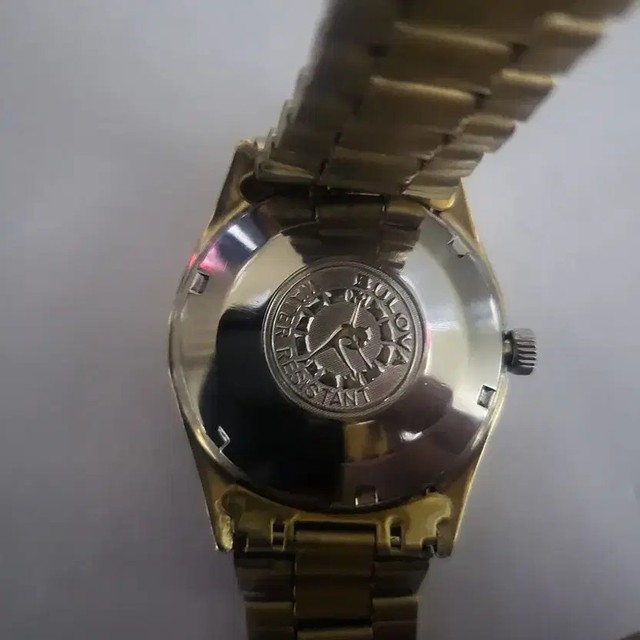 Bulova Gold Automatic Vintage Watch - Men's Mechanical Watch