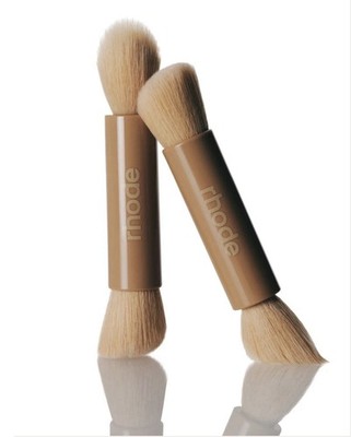Rhode Double-Ended Blush Brush Beige, Angled & Round Shape Makeup Tool