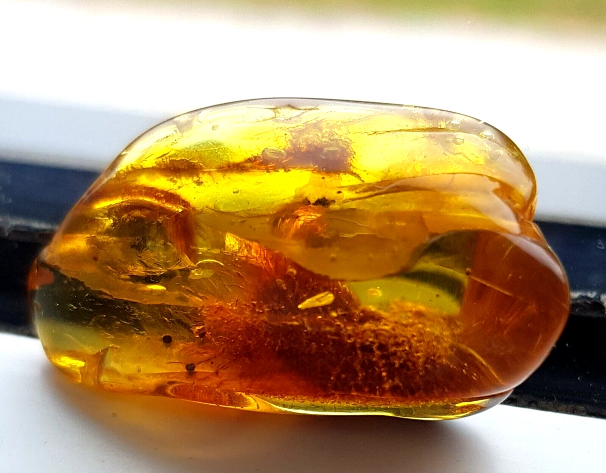 NATURAL BALTIC AMBER STONE 3,4 gr