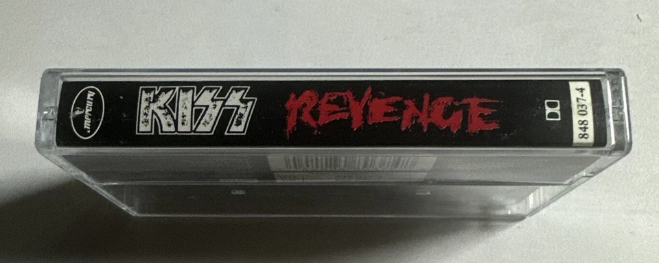 Kiss ~ Revenge ~ Cassette Tape Hard Rock EX / EX - Image 4 of 4