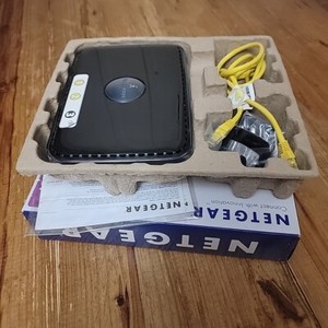 Netgear RangeMax Dual Band Wireless-N Router WNDR3300 Push 'N' Connect