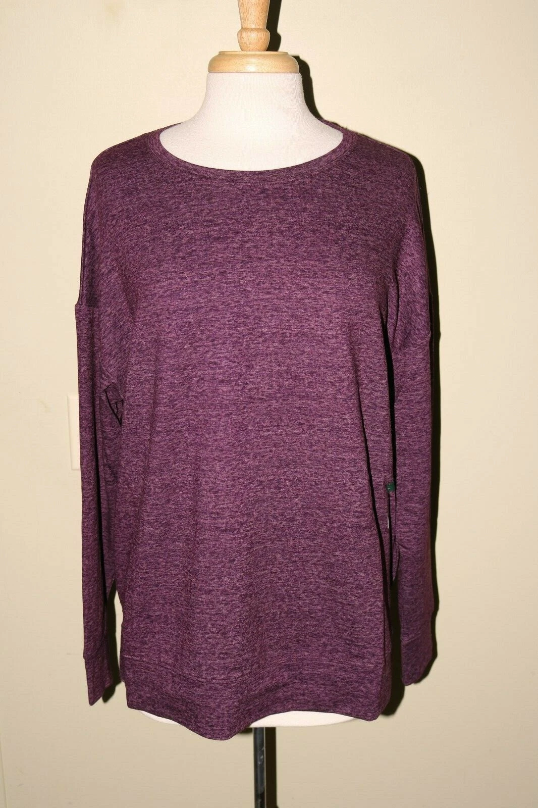 32 DEGREES Heat Long Sleeve women Crew Neck Tee Heather Purple Ret $19