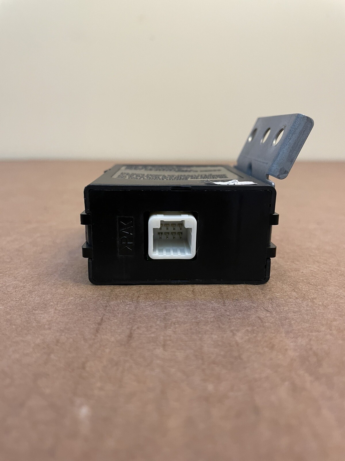 05 09 Subaru Keyless Entry Control Module 88035AG03A Legacy & Outback