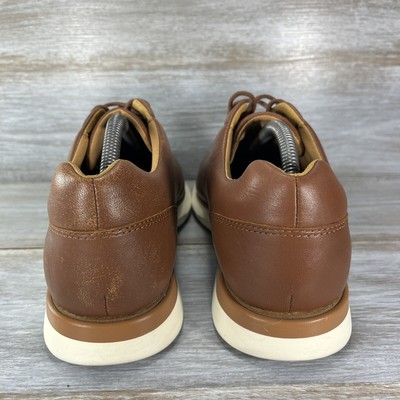 Cole Haan Men display picture 2