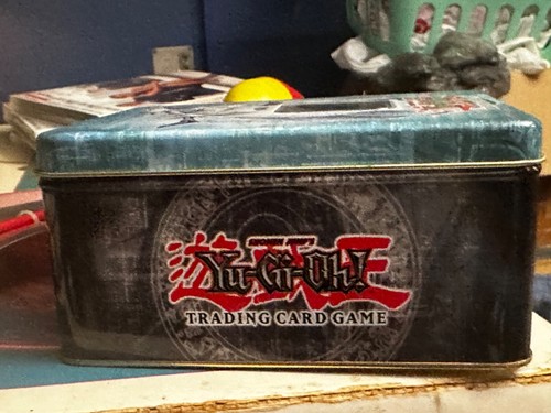 NEW Yu-Gi-Oh! CYBER DRAGON TIN with cards - Picture 2 of 10