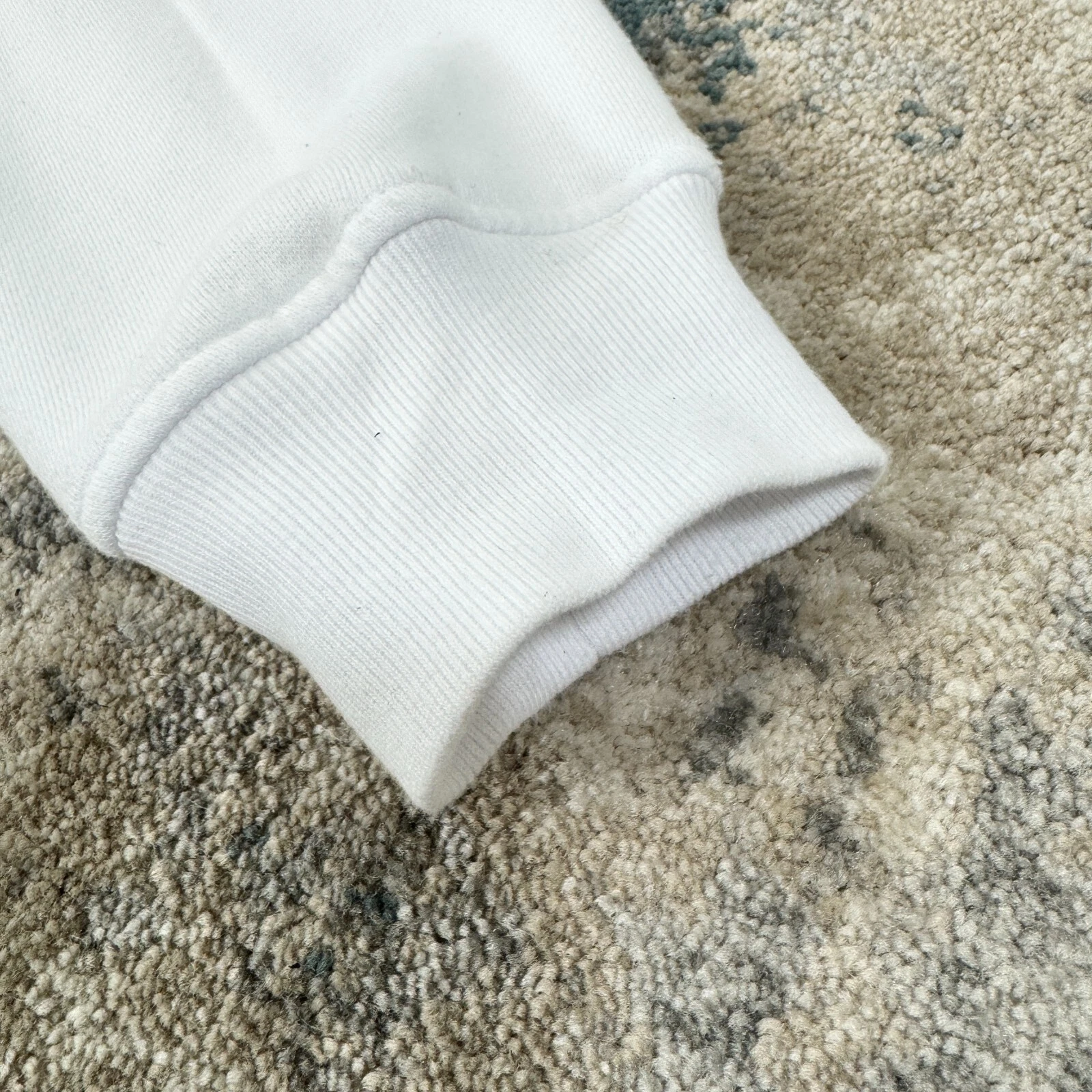 Felpa con cappuccio pullover ricamato Amiri Lovers colore bianco prezzo consigliato £550