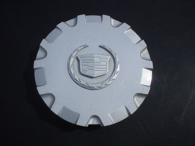 Cadillac SRX Wheel Center Cap 9594302 Sparkle Silver Finish 03 04