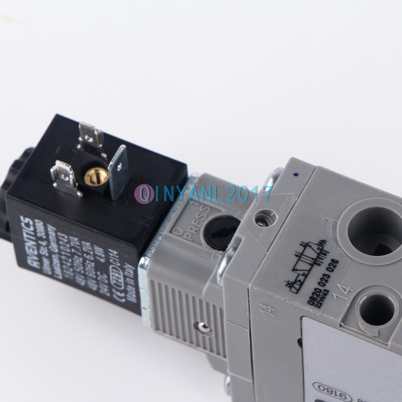 1PCS Aventics Pneumatic Directional Valve 0820023026 New