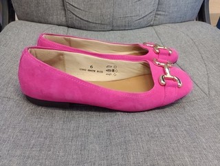 M&S Bright pink suede leather wide fit ballerina shoes size 6
