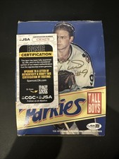 RARE Bobby Hull Autographed Parkies Box in Gold JSA Authentic (EMPTY BOX)