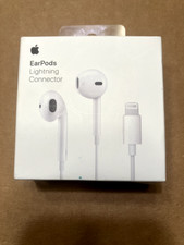 Original Apple A1748 MMTN2AM/A EarPods with Lightning Connector for iPhones