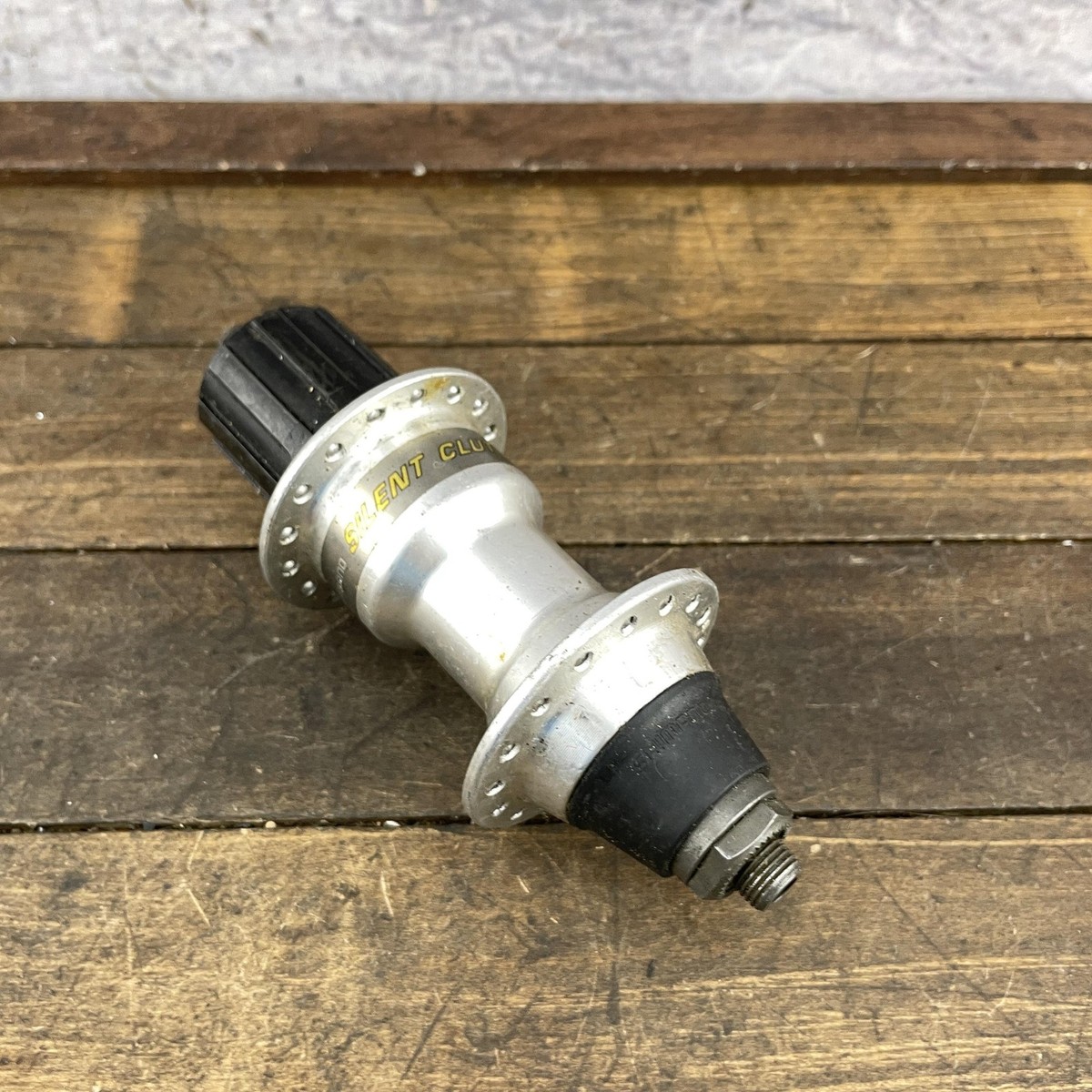 Vintage Shimano Silent Clutch FH-R050 Rear Hub 32H 135mm 7 Speed