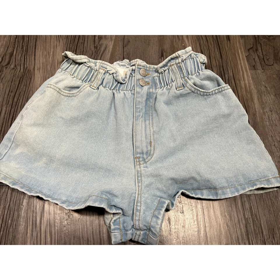 Pantalones cortos de mezclilla de tiro alto Forever 21 talla 27 azul enrollable para mujer junior Foto 2 de 4