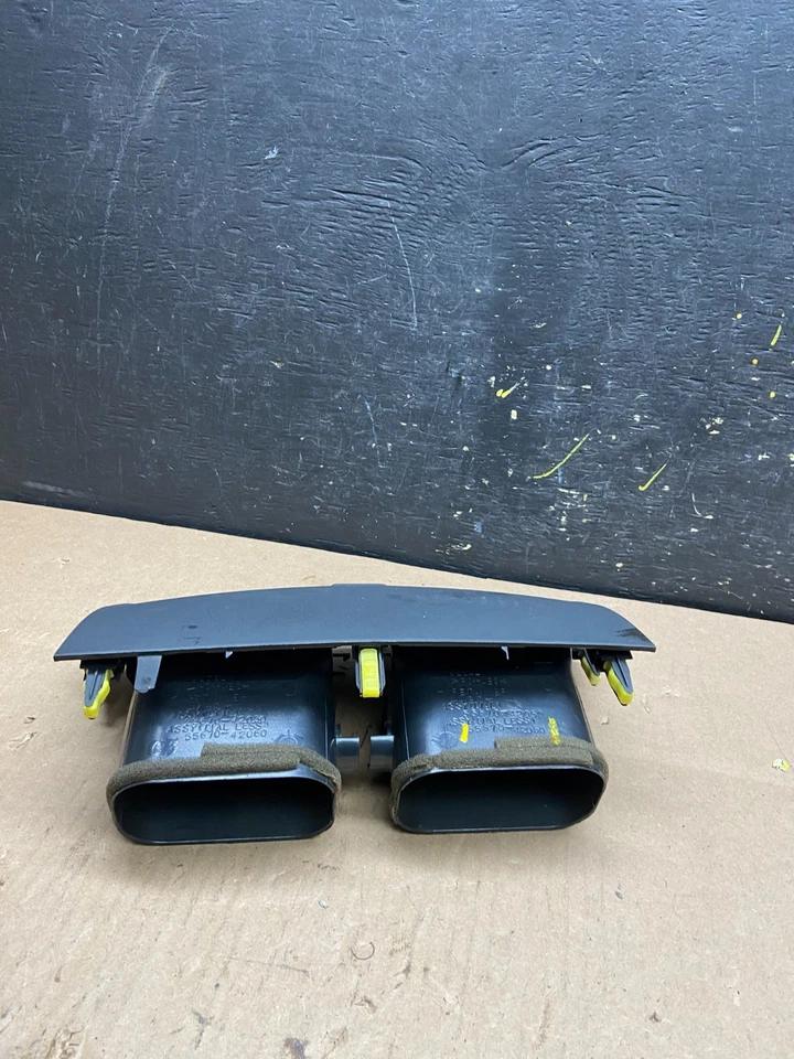 Toyota RAV4 2006-2012 tablero central delantero bisel de ventilación de aire 55670-42050 OEM T4601 DG Foto 4 de 4