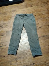 Carhartt Women  s Work Pant - Size 16 short Rugged Flex Canvas- Loose Fit