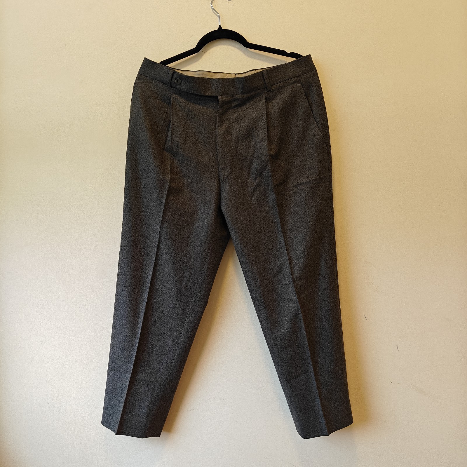 Stoffa Dark Wool Pleated Trousers Fits Size W33, Made In Italy No Tags