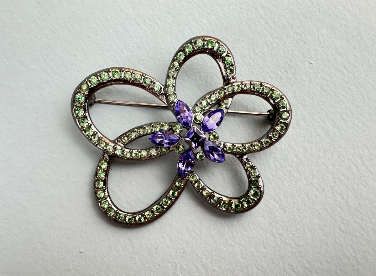 GIVENCHY　フラワー　ブローチ Givenchy Fashion Brooches & Pins for sale | eBay