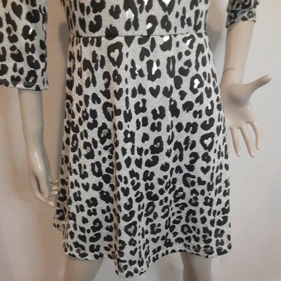 Vestido feminino com cachecol cinza estampa animal 2 peças jeans Arizona vários tamanhos novo com etiquetas - Imagem 3 de 4