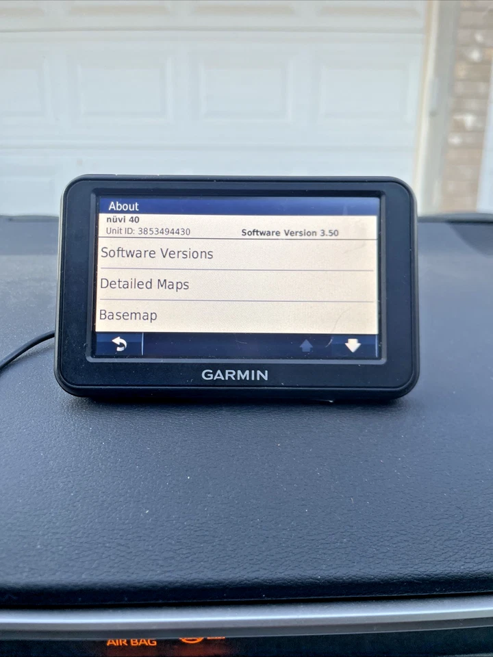 GPS Garmin Nuvi 40LM 4.3" Display GPS North America Maps  - Image 3 of 3