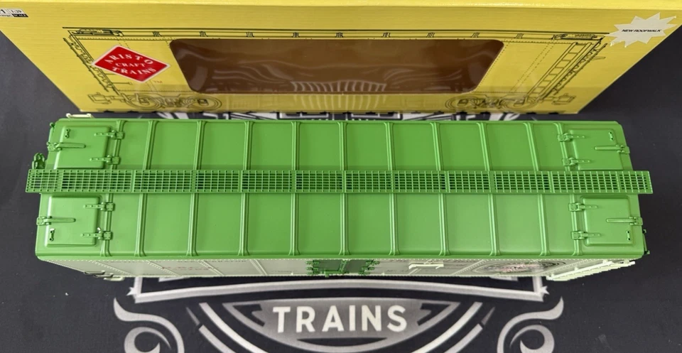 Aristo Craft ART 46205 Heineken Beer Reefer green metal wheels NEW/BOX G Scale - Image 4 of 4