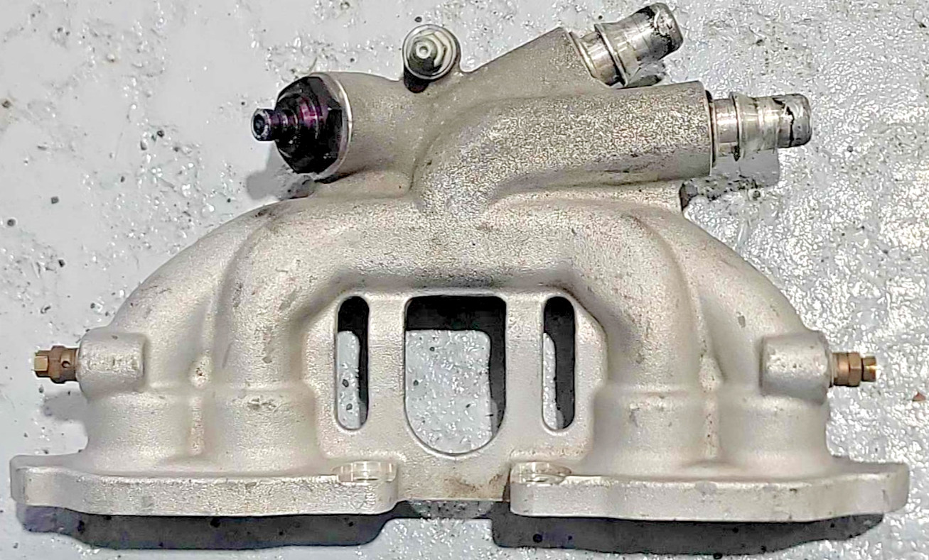 12614072 10-13 Chevrolet Corvette ZR1 Front Intercooler Supercharger Manifold